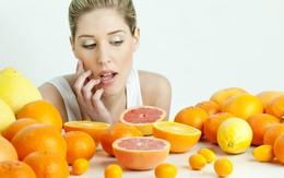 Trời nóng, tưởng hạ hỏa bằng vitamin C, nhưng lại mang đến họa khác