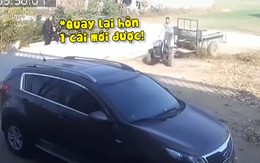 Ôtô đậu vỉa hè bị máy cày tay 'hôn' móp hông