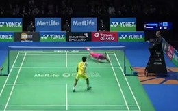 Pha cứu cầu kinh điển của Lin Dan