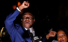 'Cá sấu' Mnangagwa đã quay về Zimbabwe chờ nhậm chức