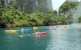 Phong Nha dựng hệ thống đu dây dài nhất thế giới