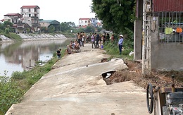 Đường bờ kè sông vừa làm đã nứt toác, chủ tịch huyện thoái thác 'bận họp'