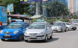 Hà Nội bác phương án tăng cước vận tải ăn theo giá xăng