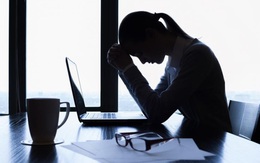 Gạ tình, quỵt lương 'bủa vây' nữ sinh mới ra trường