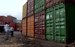 Tìm chủ nhân 7 container rác nhựa vô chủ ở cảng Quy Nhơn