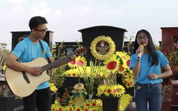 'Hãy yêu nhau đi' vang lên bên phần mộ Lê Thanh Thúy