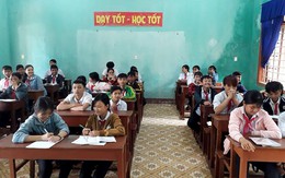 Chuyện ông hiệu trưởng xin bàn ghế cho học trò