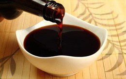 Tổn thương não vĩnh viễn vì uống cả lít nước tương