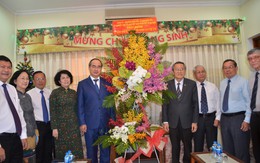Bí thư Nguyễn Thiện Nhân chúc mừng Hội thánh Tin lành Việt Nam