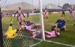 'Màn cứu thua kỳ diệu' ở FA Trophy hơn 2 triệu lượt xem trên mạng