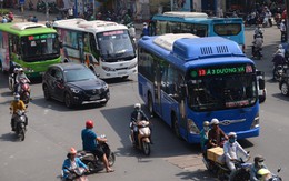 Chưa có hướng xử lý vụ xe buýt ngưng chạy do ngân hàng siết nợ