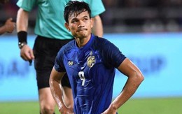 Adisak sút hỏng phạt đền vì... 'suy nghĩ quá nhiều'