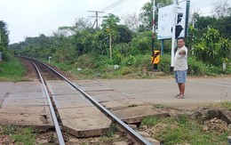 Lái tàu SE25 thừa nhận 'vượt đèn đỏ' khiến hai tàu suýt tông nhau