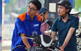 Xăng giảm 316 đồng/lít