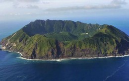 Ngỡ ngàng Đảo núi lửa Aogashima ở Nhật Bản