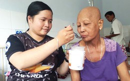 Phía trước, một con đường chông gai