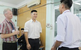 Học sinh Việt Giao học chương trình Tesol với giáo viên nước ngoài