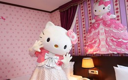 Làm công chúa trong khách sạn Hello Kitty