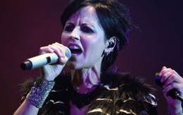 Ca sĩ Dolores O’Riordan đột ngột qua đời ở tuổi 46