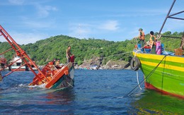 Đồn biên phòng Hòn Chuối cứu sống 6 thuyền viên gặp nạn trên biển