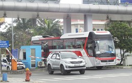 Phí chồng phí ở sân bay?