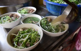 Nấu phở: tinh tế từng gia vị