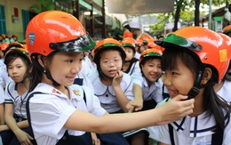 Phát động chiến dịch 'Đội mũ cho con'