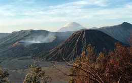 Thưởng thức 'đặc sản cát bụi' ở núi lửa Bromo