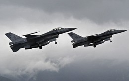 Vừa nghe Mỹ bán tiêm kích F-16 cho Đài Loan, Trung Quốc 'phản đối mạnh mẽ'