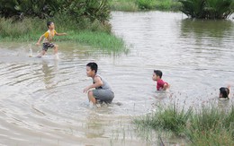 Làm gì để bảo vệ trẻ khỏi tai nạn sông nước?