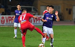 Những pha bạo lực khiến V-League rúng động