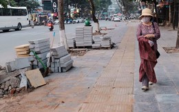 Hà Nội chi nghìn tỉ cải tạo hè phố: Nỗi lo 'đào lên, lấp xuống'