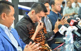 Tay vợt Lee Chong Wei tuyên bố giải nghệ trong nước mắt