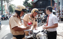 Ngày đầu ra quân tổng kiểm tra, hàng loạt xe vi phạm bị lập biên bản