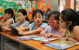 Cô thủ thư 'mách' ba mẹ 10 cách khuyến khích trẻ đọc sách