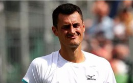 Bernard Tomic bị phạt 1,3 tỉ vì 'đầu hàng' trước Tsonga ở Wimbledon