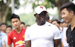 Cựu danh thủ Dwight Yorke mê phở Hà Nội