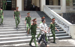 Nghi vợ đồng tính, chồng ra chòi canh vịt giết cả vợ và hàng xóm