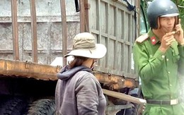 Nghi hai phụ nữ 'bắt cóc trẻ con', vây bắt rồi tung tin rần rần trên mạng