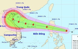 Bão sắp vào biển Đông, Nam Bộ gia tăng mưa dông