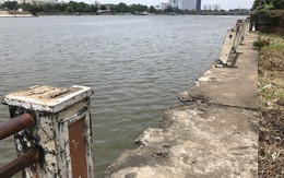 Kè sông xuống cấp, không ai sửa chữa