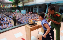 Cuối năm bàn chuyện "mâu thuẫn giáo dục"