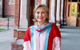 Cựu ngoại trưởng Mỹ Hillary Clinton làm hiệu trưởng đại học ở Bắc Ireland