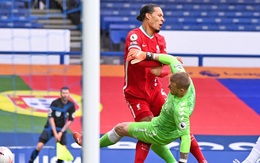 Làm Van Dijk lên bàn mổ, Pickford vẫn thoát án treo giò từ FA