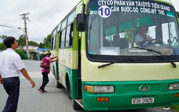 Xe buýt liên tỉnh tố bị làm khó khi chạy qua tỉnh khác