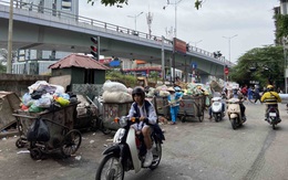 Sống bên 'núi' rác