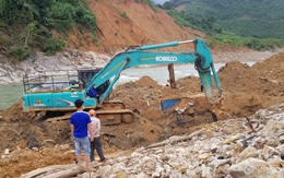 Bàn phương án nắn sông tìm người mất tích ở thủy điện Rào Trăng 3