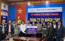 EVN trao tặng 100 máy tính cho trường học vùng sạt lở núi, lũ quét Quảng Nam