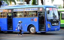 Đưa đón công nhân mùa dịch khó khăn, TP.HCM xin Thủ tướng gỡ vướng