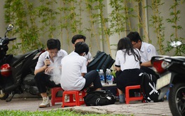 Thanh niên Việt Nam nói không với thuốc lá